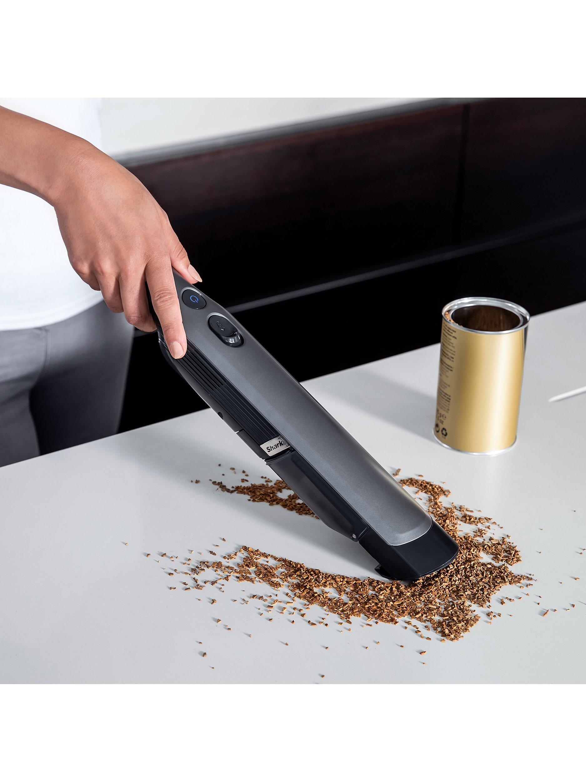 cordless handheld vacuum cleaner